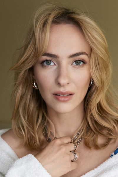 ELIZAVETA MAXIMOVÁ