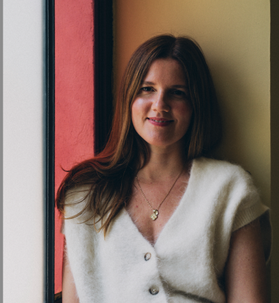 KRISTÍNA POMOTHY