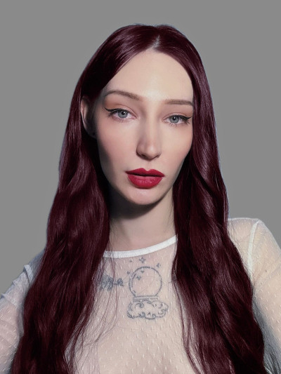 JAYLINN MIKULOVÁ